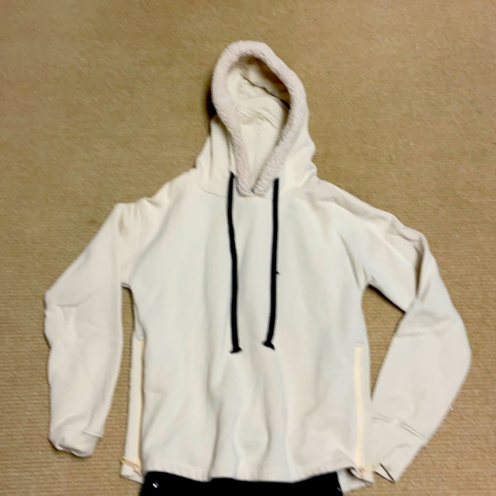 Forever 21 hoodie